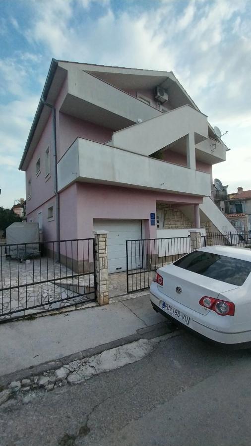 Apartamento Jan 1 Pula Exterior foto